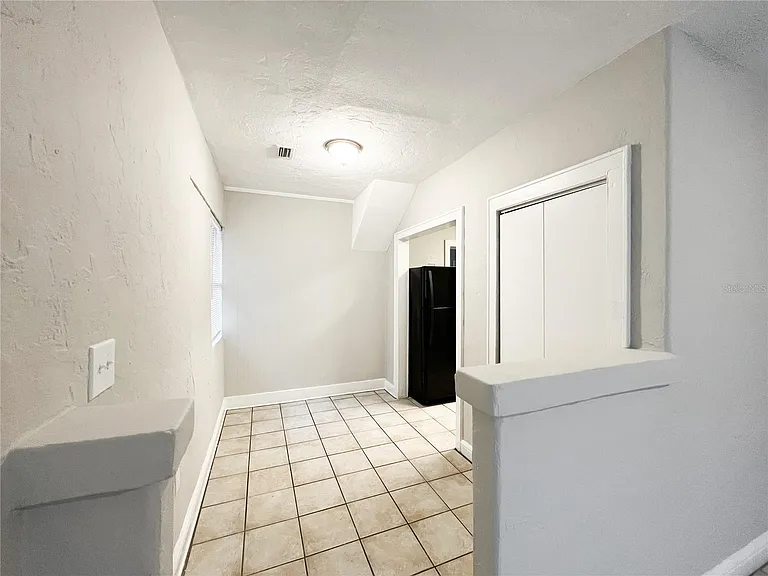 319 NW 16th Ave — Photo 51