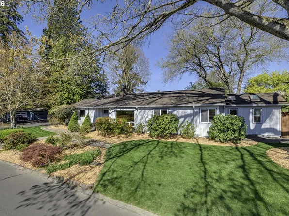12335 SW Faircrest St, Portland, OR 97225