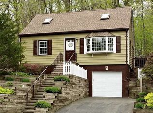46 Lilly Rd, Wanaque, NJ 07465