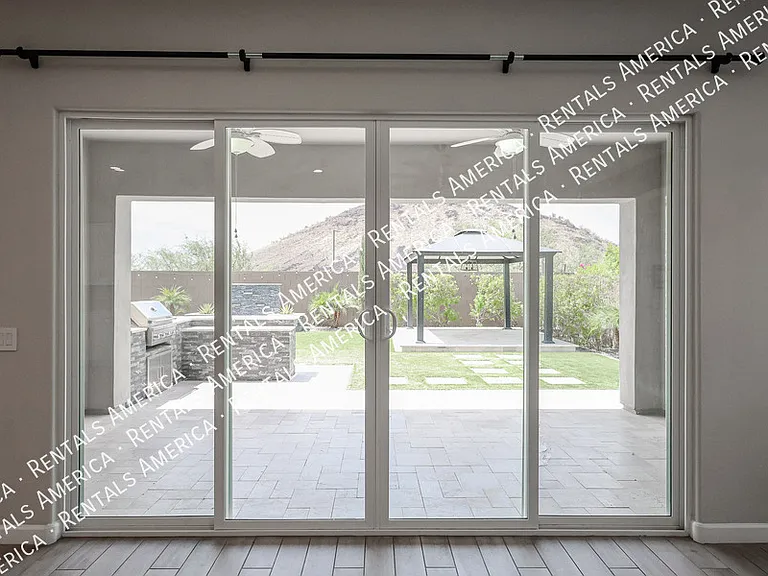 1829 E Saguaro Park Ln — Photo 89