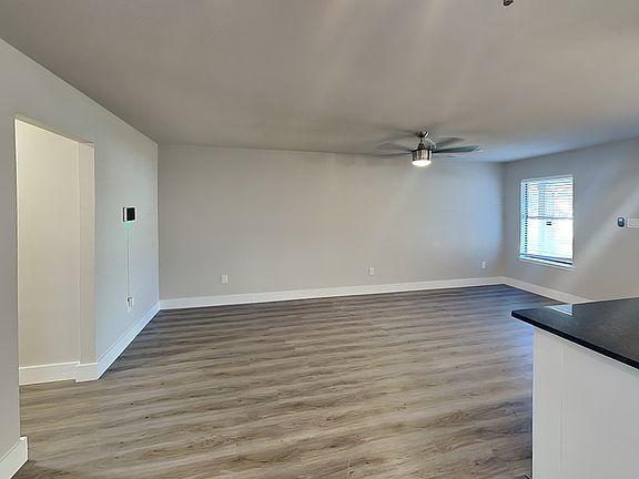 2nd image of 2630 Frazier Ave