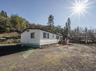 20488 Highway 62, Shady Cove, OR 97539