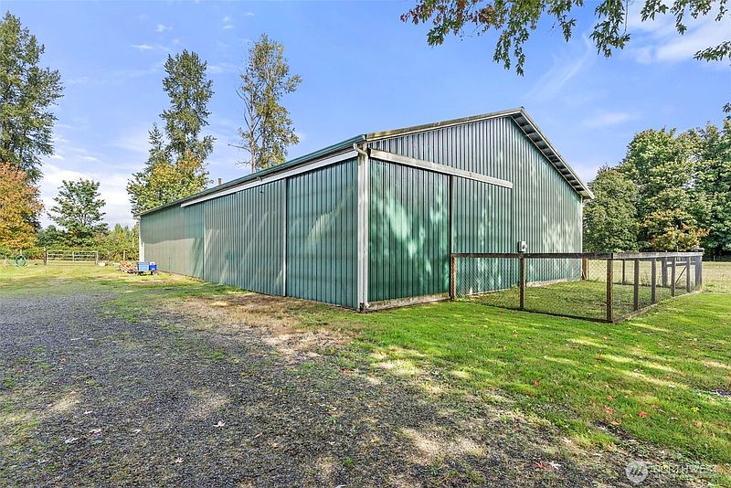 4th image of 6724 128th Avenue SW