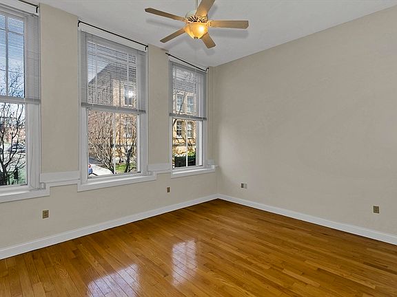 4th image of 35 New South St APT 204