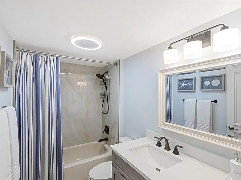 2101 Marina Isle Way #203 — Photo 21
