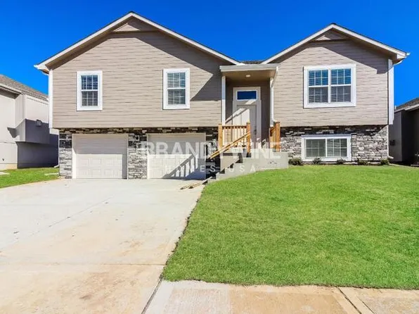 14508 Oakland Ct, Grandview, MO 64030