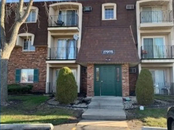 17975 Amherst Ct APT 201, Country Club Hills, IL 60478