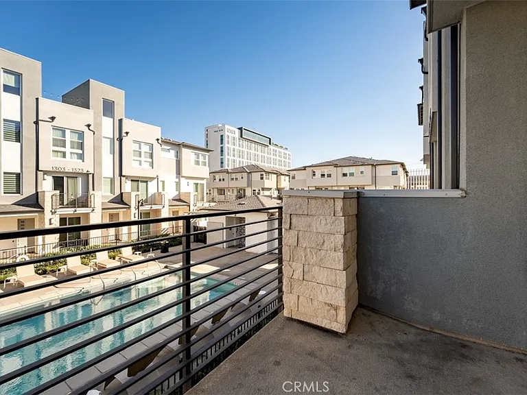 1415 W Cara Dr — Photo 37