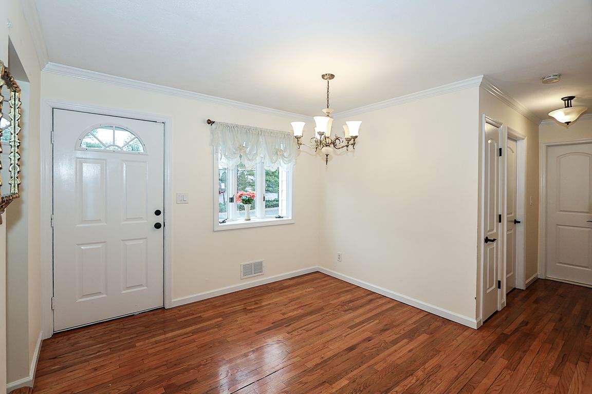 next background image