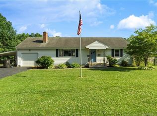 34 Wilmont St, Wethersfield, CT 06109