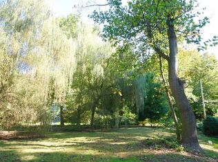 Cross Hill Rd, Hartsdale, NY 10530