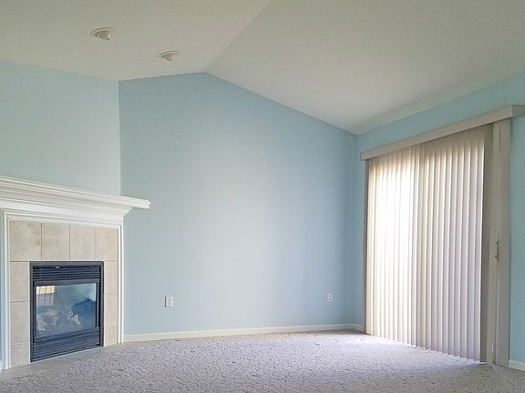 5th image of 25247 Julianna Dr