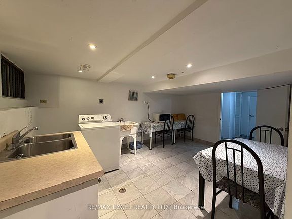 4th image of 56 Leafield Dr #Basement