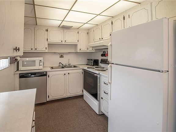 5th image of 1811 Bedford Ln APT 160