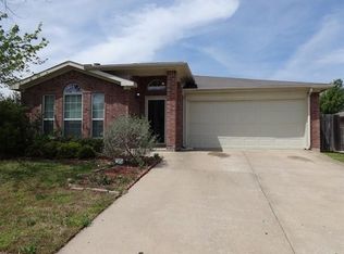 6108 King William Dr, Arlington, TX 76018