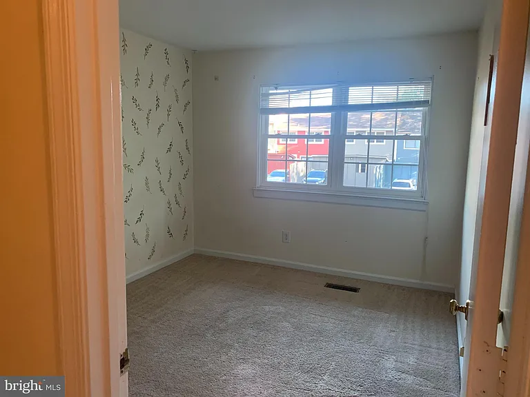 133 Woodlake Dr — Photo 17