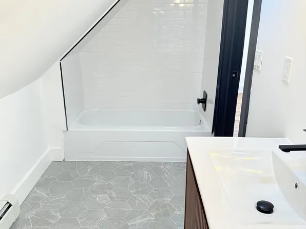 530 45th Street image 19 of 36