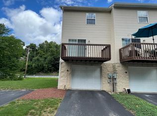 800 Mount Pleasant Rd, Greensburg, PA 15601