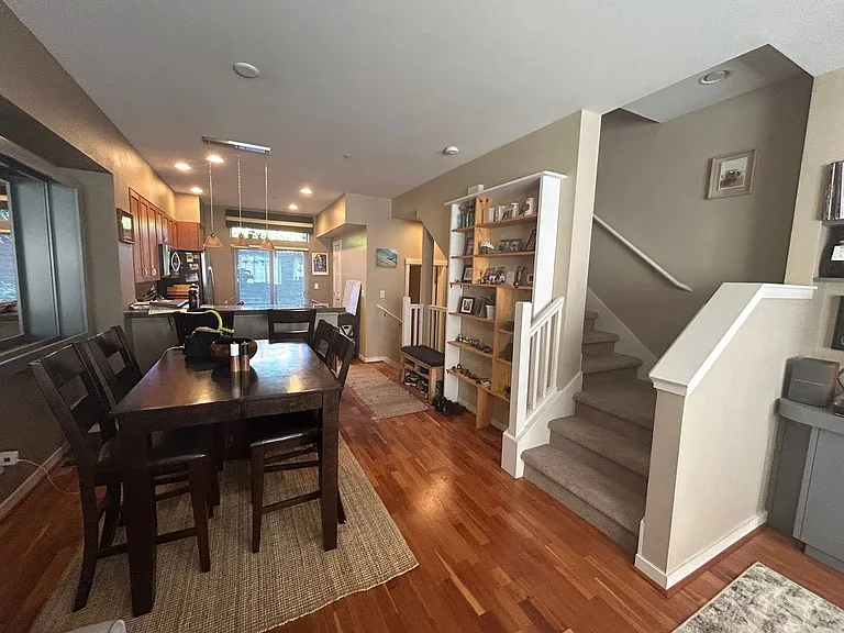 2106 Yakima Ct — Photo 22