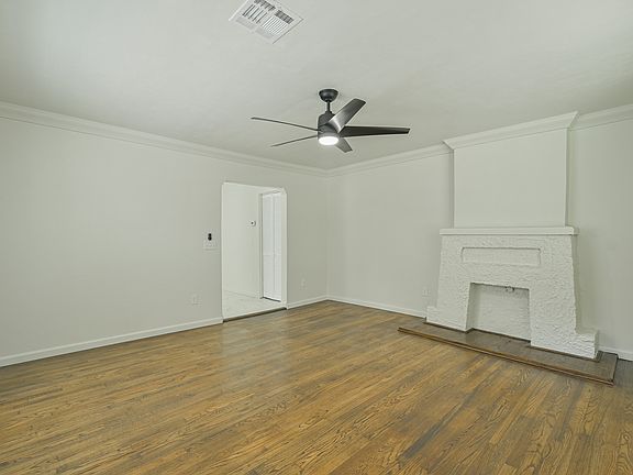 2nd image of 1524 NW 45th St