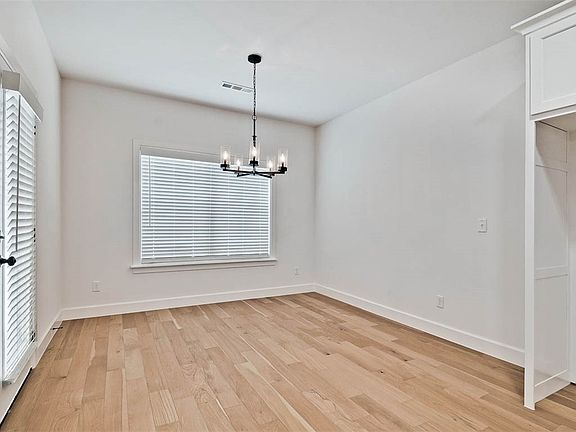 5th image of 1 Skipness Cir
