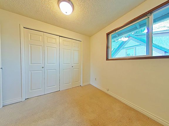 5th image of 1151 NW Polk Ave #0