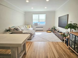 64-11 99th St #418, Queens, NY 11374