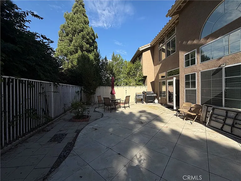 5540 Patricia Way — Photo 26
