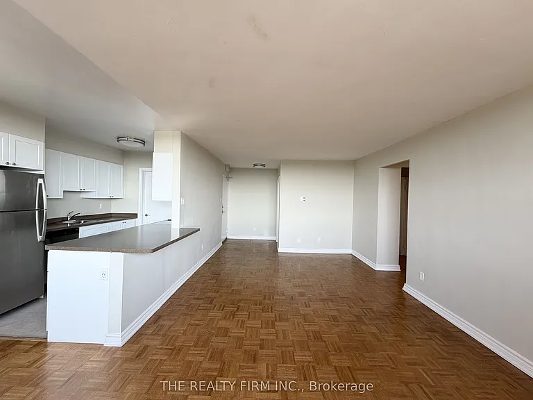 1209 Richmond St #1402 — Photo 2