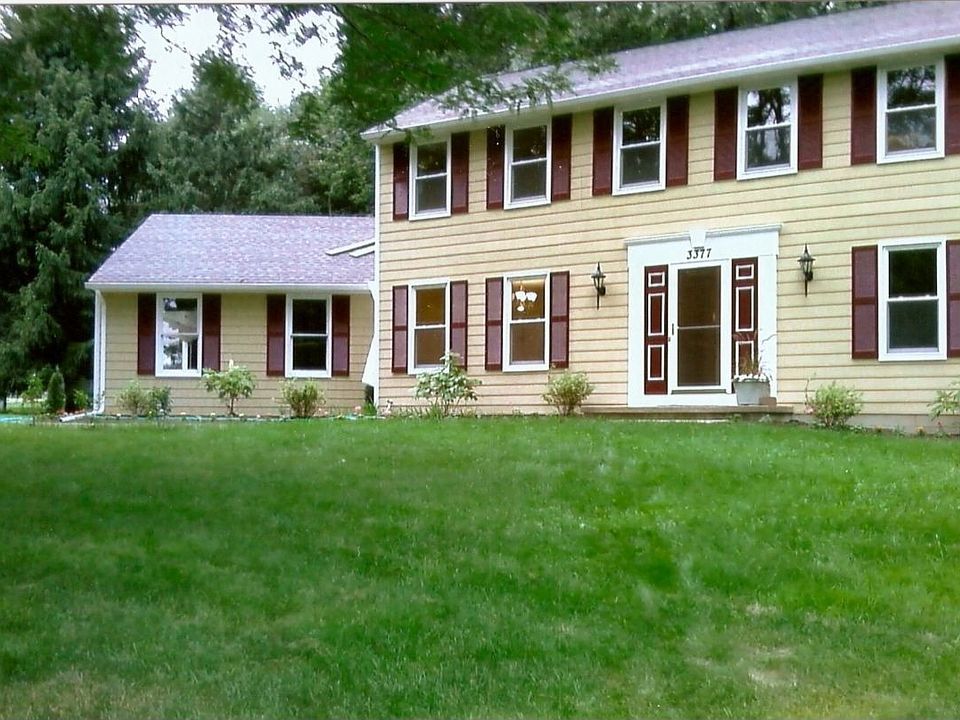 1st image of 3377 Orchid Cres