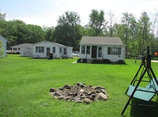 772 Waterfront Dr, Coldwater, MI 49036