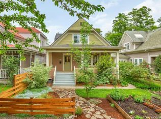 8862 SE 10th Ave, Portland, OR 97202