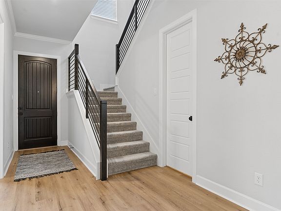 5th image of 1505 Rose Willow Way