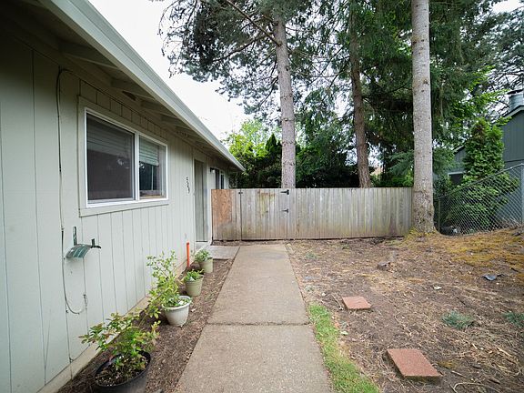 5th image of 507-509 SE 5th Ave