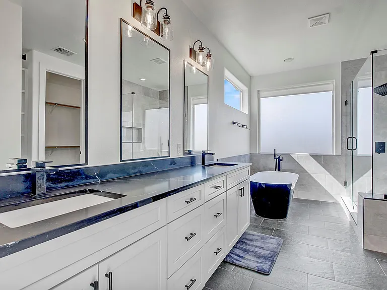 4703 Louis Ave #A — Photo 21