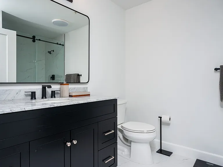 253 10th Ave #427 — Photo 8