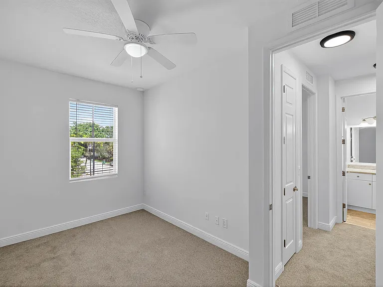 Emerald Landing — Photo 105