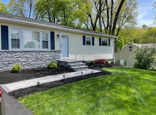 7 James St, Stanhope, NJ 07874