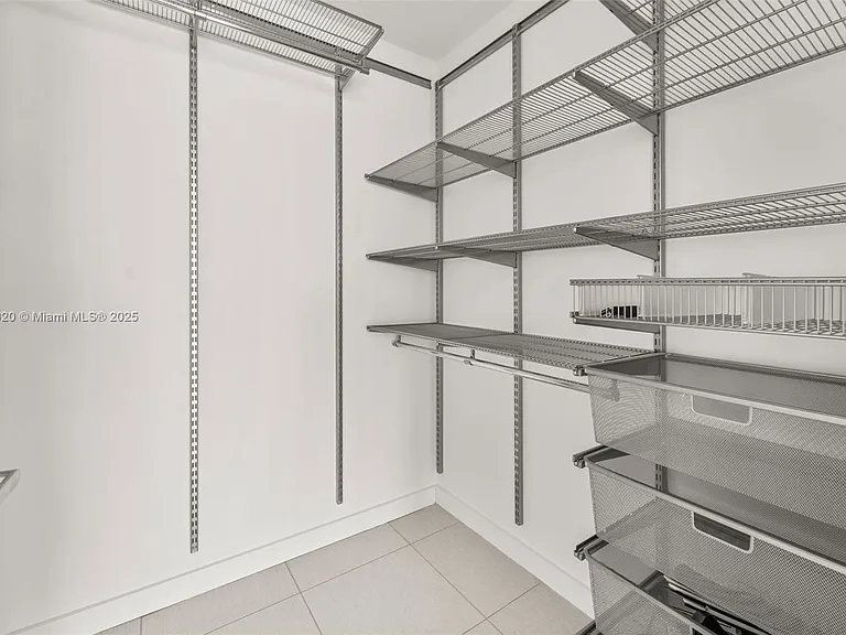 3301 NE 1st Ave #H3004 — Photo 15