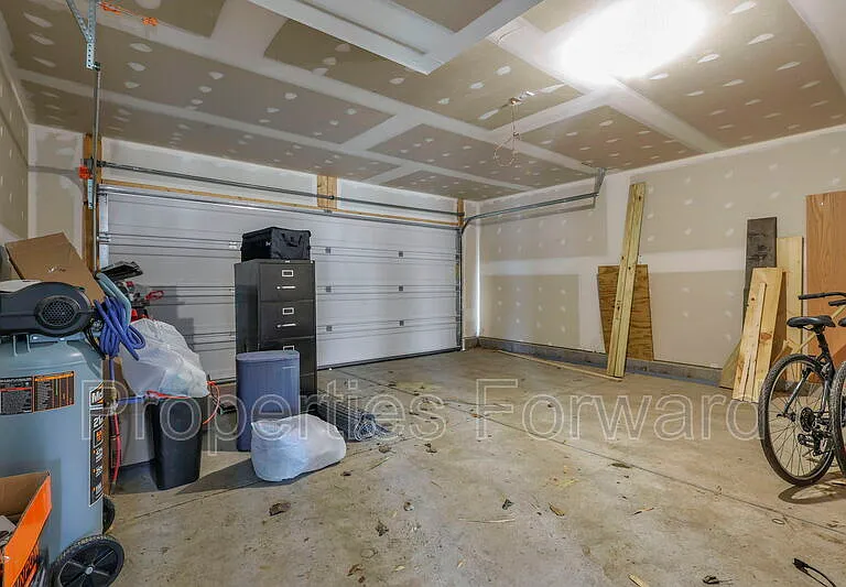 21 Thurber Rd — Photo 43