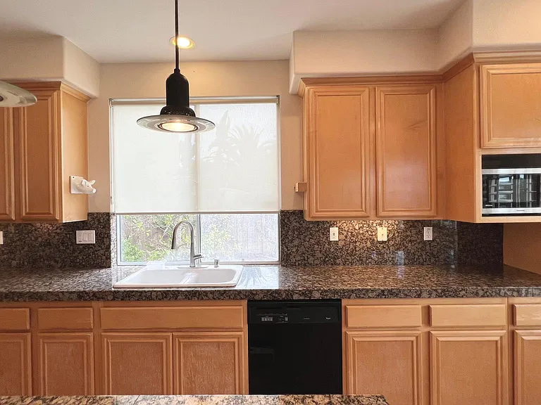 12214 Candy Rose Ct — Photo 13