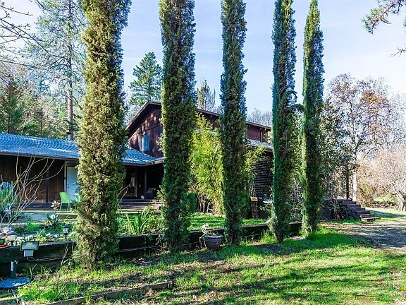 3rd image of 2304 Rancheria Road