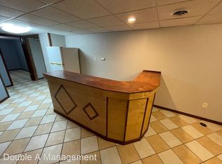 204 Candlewick Rd, Waterloo, IA 50703