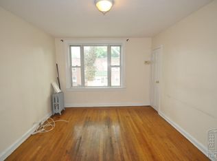 3906 44th St #2, Sunnyside, NY 11104