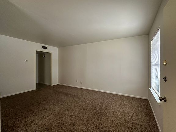 3rd image of 4817 Lavaca Dr #A