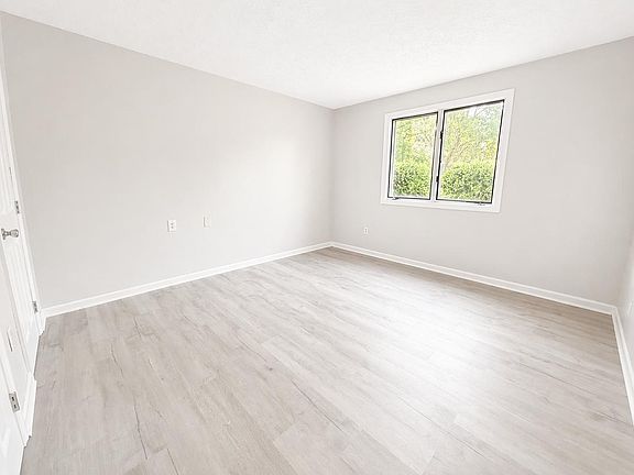 5th image of 22026 Gloucester Ct #A-8