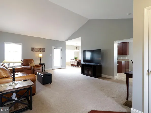 2408 Setter Run Ln, State College, PA 16801