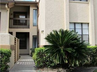 105 Lindsay Ln, Oldsmar, FL 34677