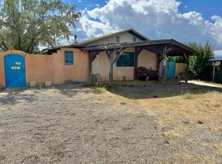 195 Blueberry Hill Rd, El Prado, NM 87529