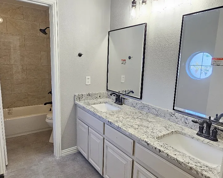 421 Long Cove Ct — Photo 13